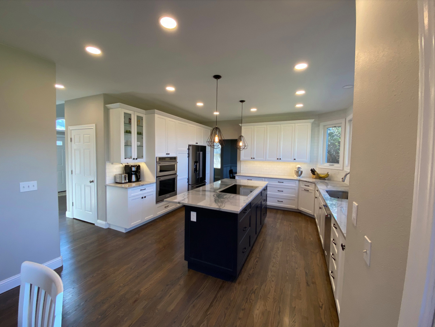 Trendy Navy Blue Kitchen