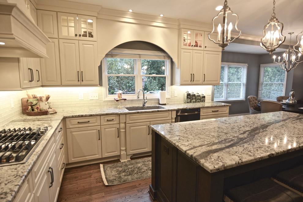 Example of a transitional kitchen design in Indianapolis