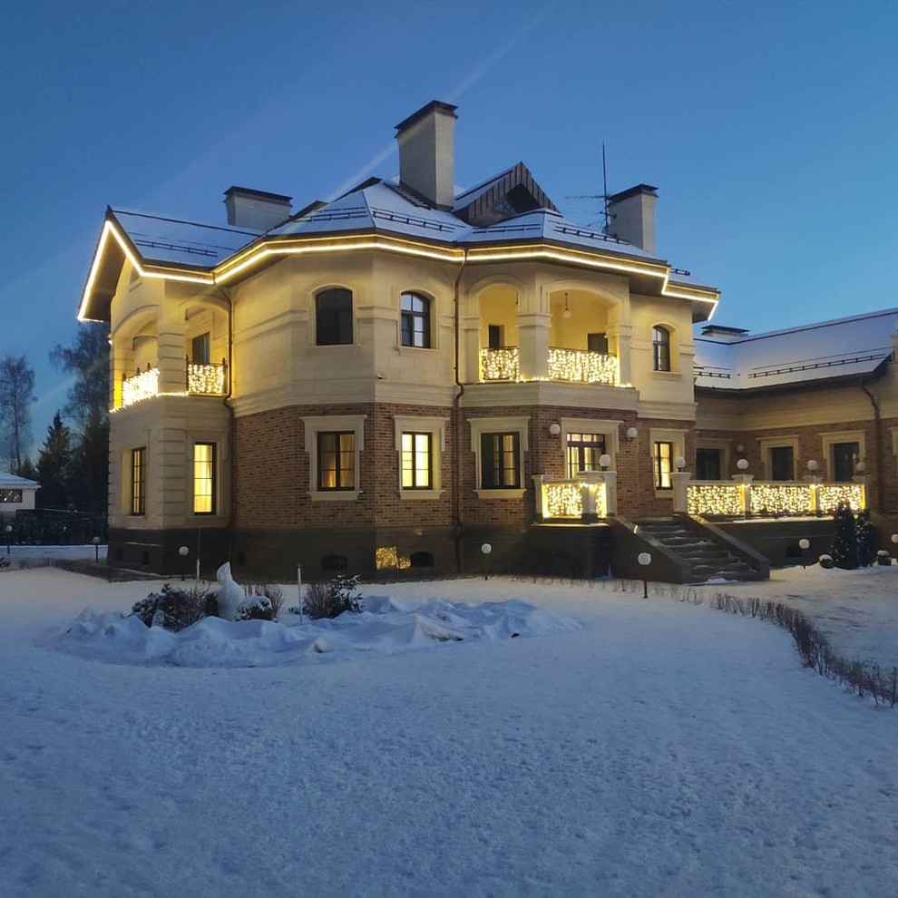 Новогоднее украшение фасада