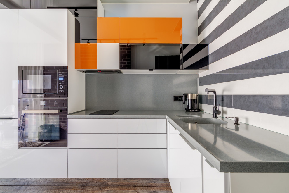 Современный и Яркий