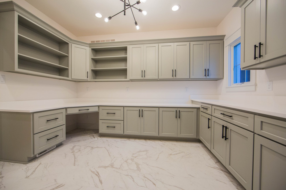 Lakeside Executive Retreat - Traditional - Laundry Room - Indianapolis ...