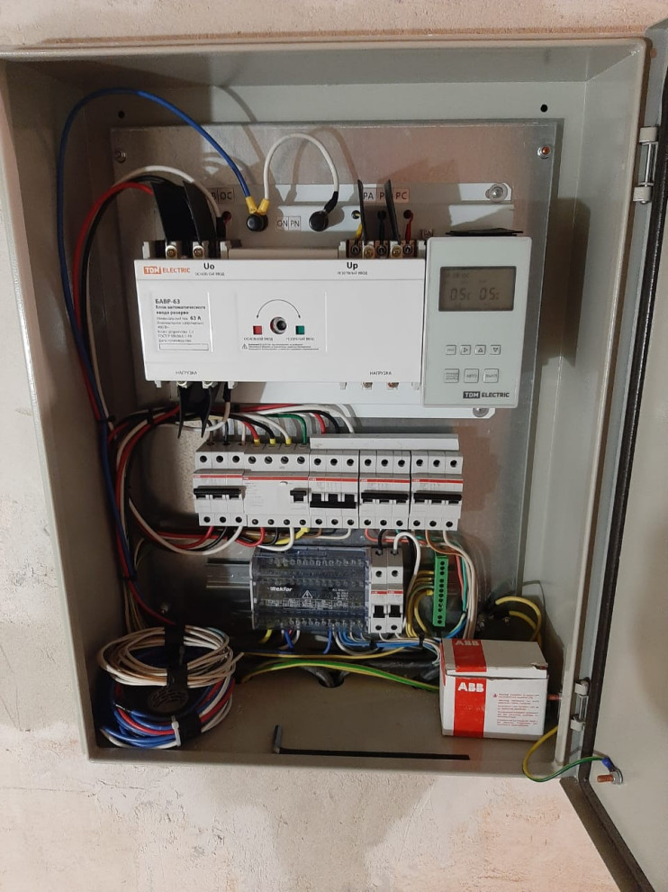 Электромонтаж в домах