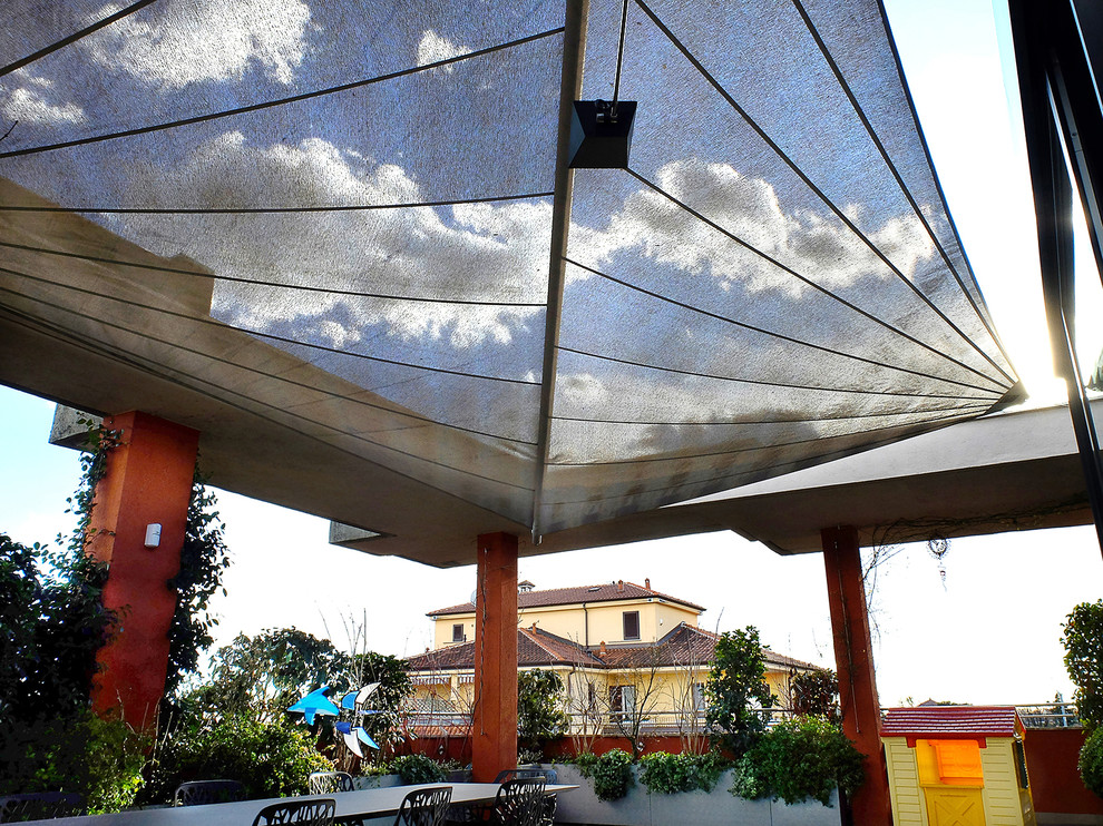 TERRAZZA CON VELA