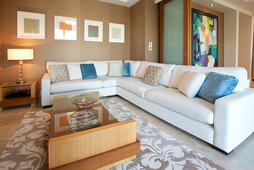 Design ideas for a contemporary family room in Los Angeles.