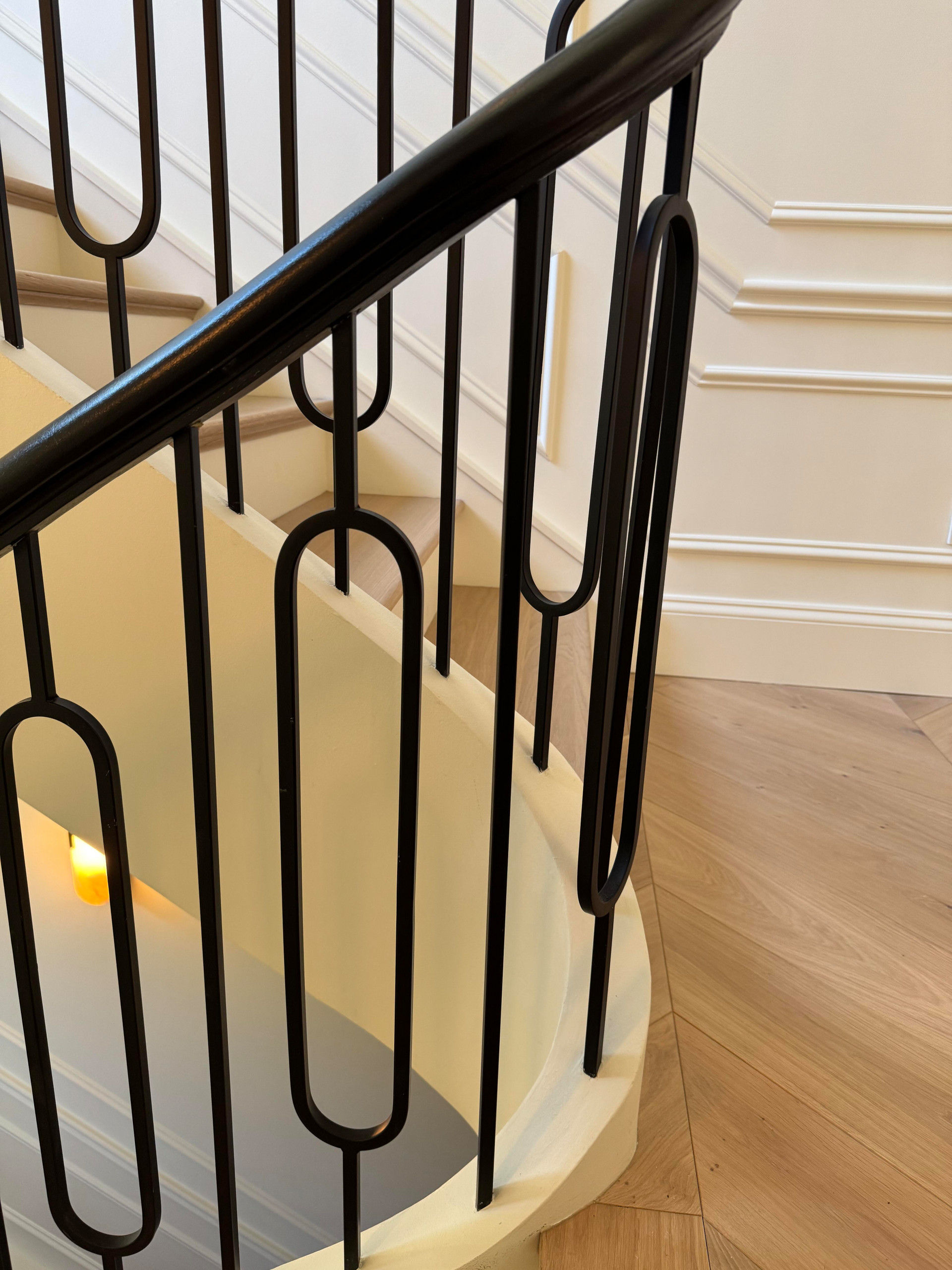 134_Stunning Straight Stair with an Elliptical Twist, McLean, VA 22101