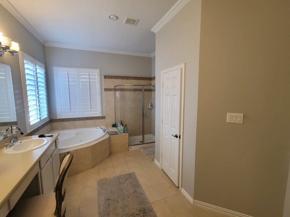 Grayson Lakes - Master Bathroom