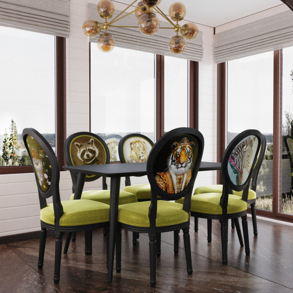 Деревянный дом на берегу Волги в Кимрах