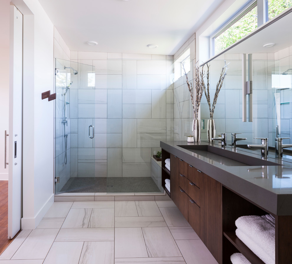 Bryant Contemporary - Contemporary - Bathroom - Seattle - by RW ...