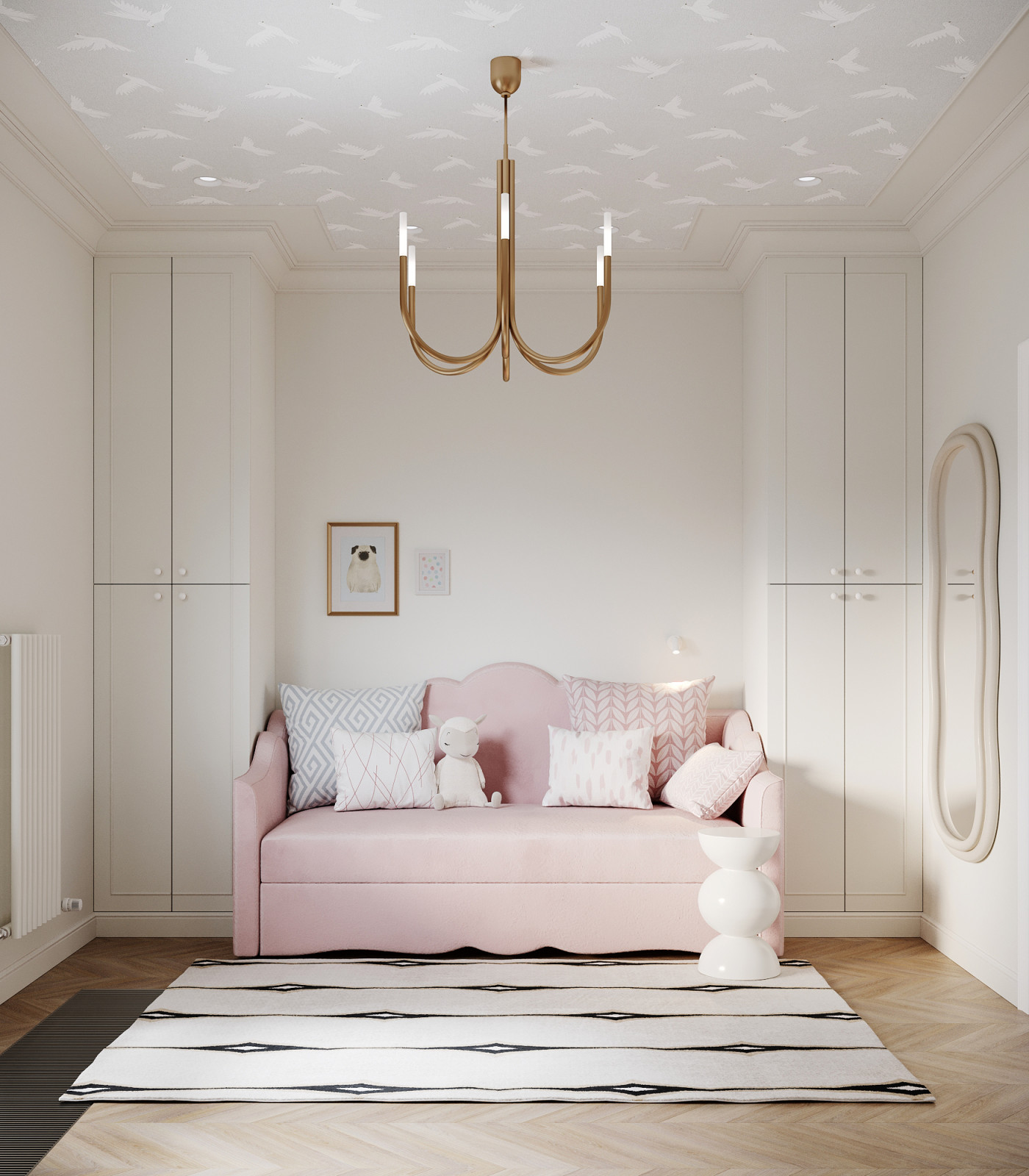 Светлая квартира с французским камином