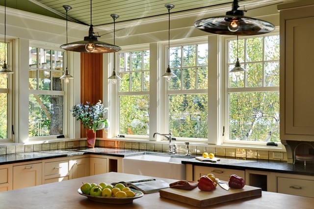 Summer Lake House - Rustic - Kitchen - Burlington - by Smith & Vansant