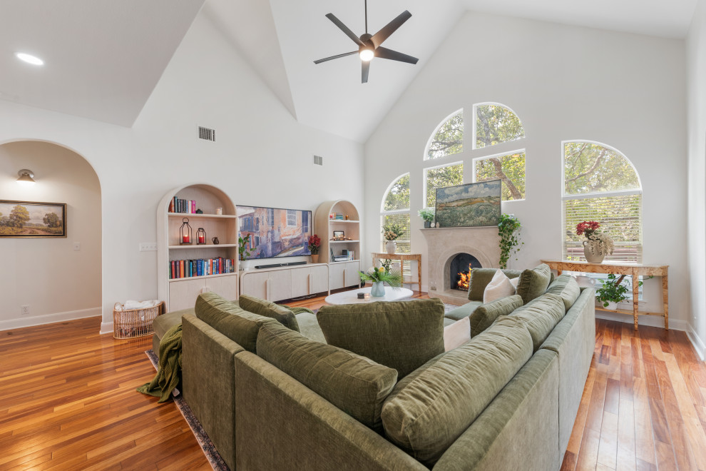 Cedar Park Eclectic-Cozy Living