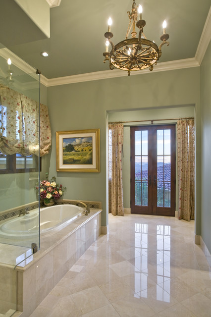 Master bathroom traditional-bathroom