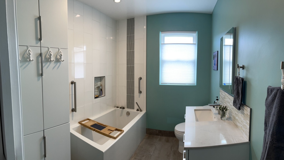 Richmond Upstairs Bathroom