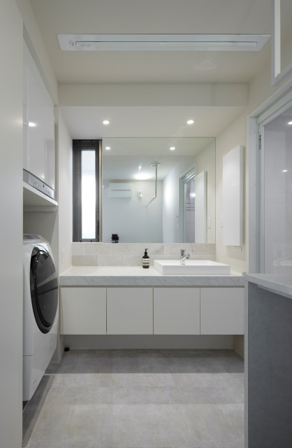 八広の家 contemporain-toilettes