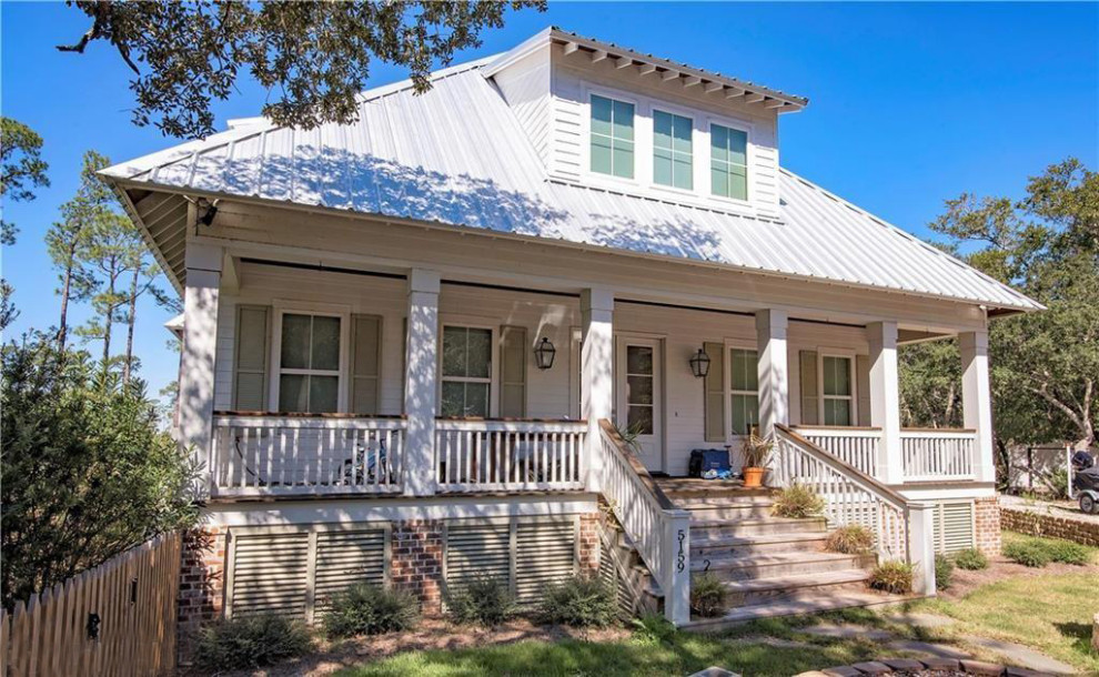 Bay La Launch Cottage