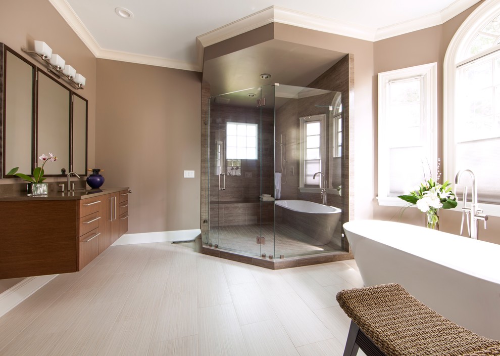 Inspiration for a contemporary bathroom in Charlotte.