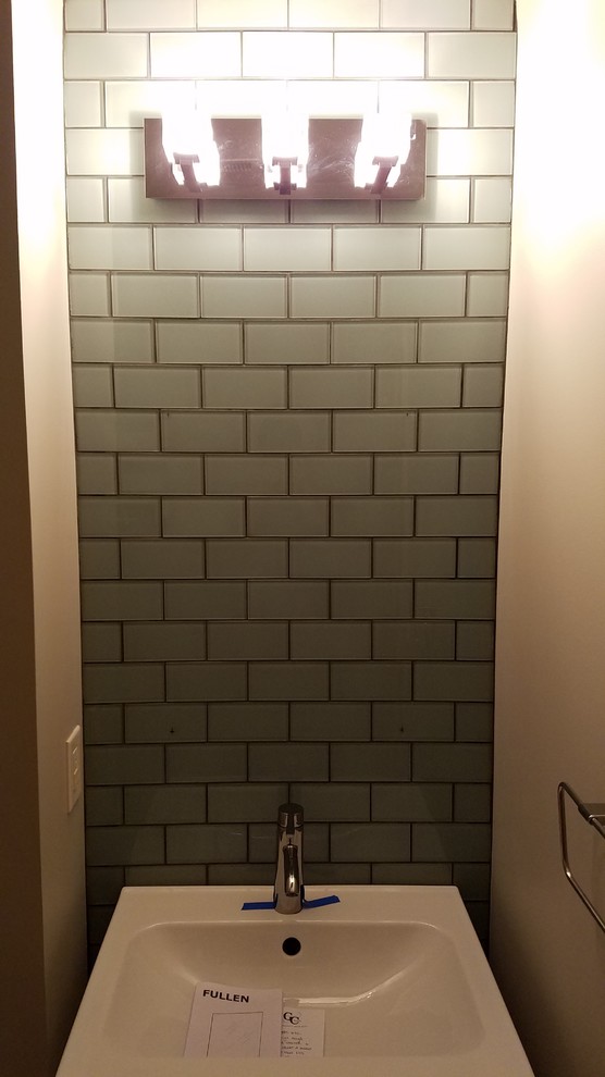 Bathroom - contemporary bathroom idea