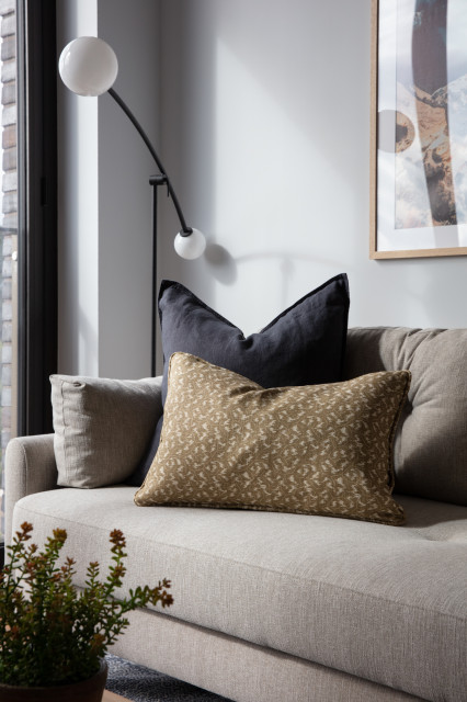 The Yard contemporary-vardagsrum