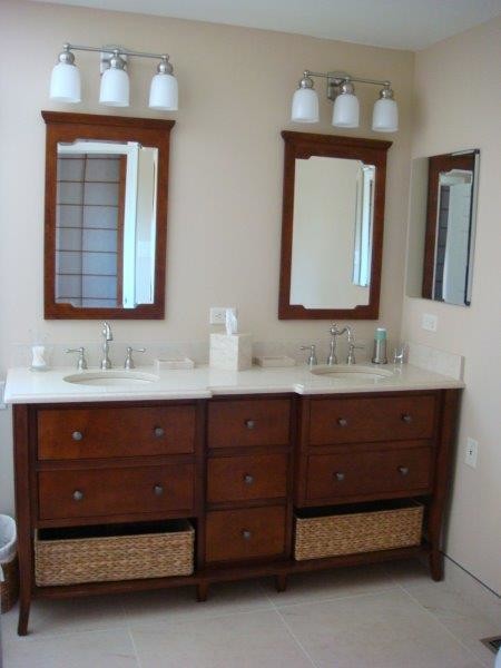 Inspiration for a transitional home design remodel in Philadelphia