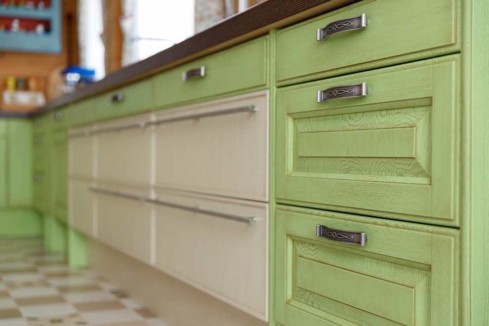 Гармоничный интерьер в традициях русского стиля.