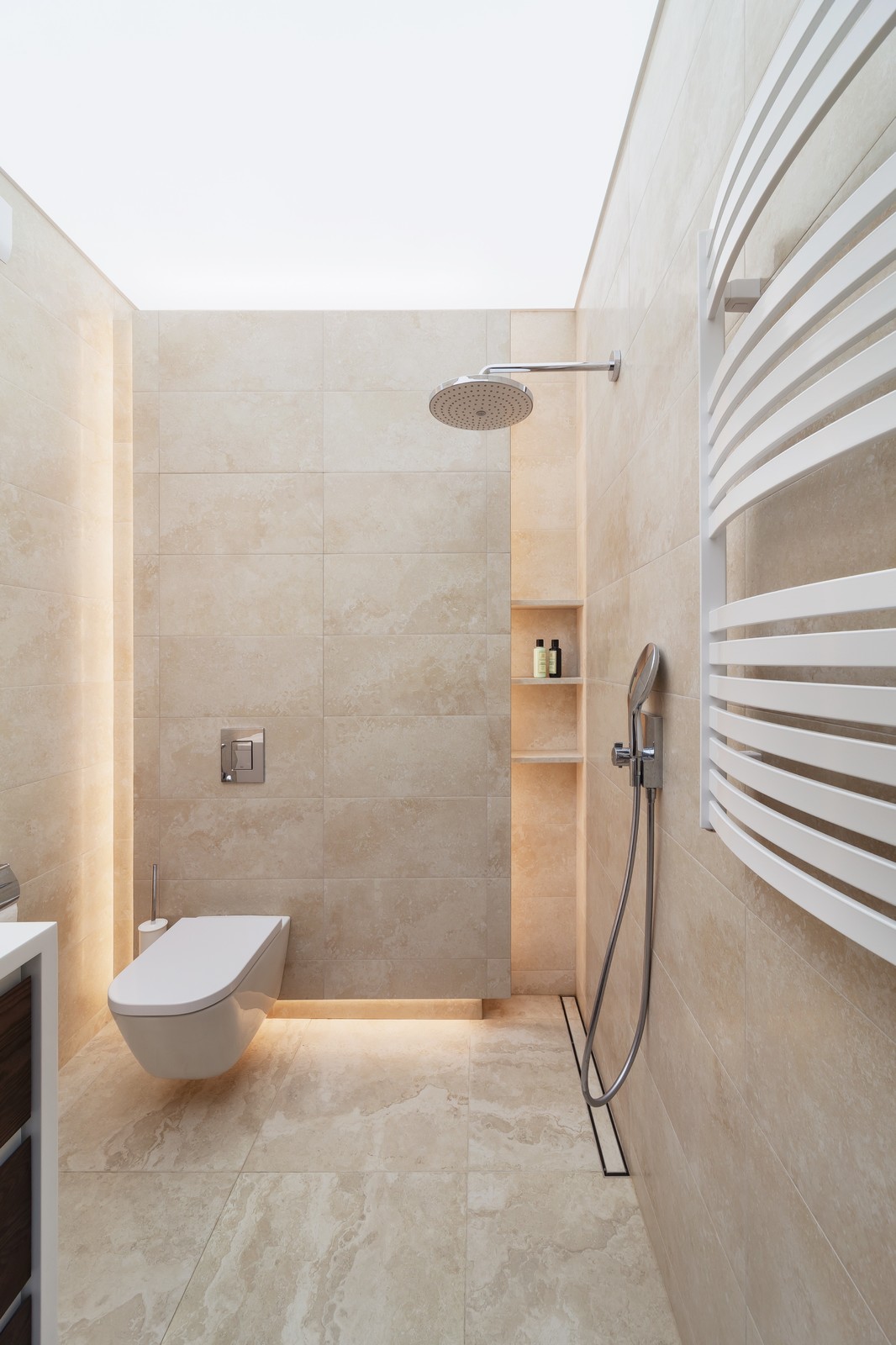 Светящийся натяжной потолок