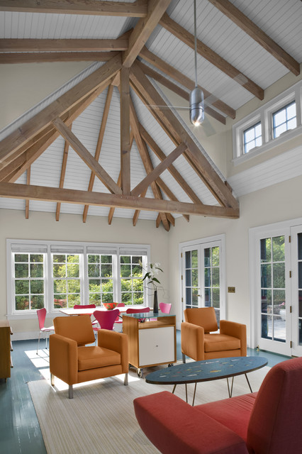 Historic Watch Hill House contemporary-vardagsrum
