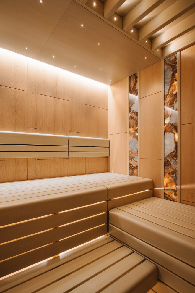 Освещение - звездное небо, точечная подсветка балок, светильники под полками.