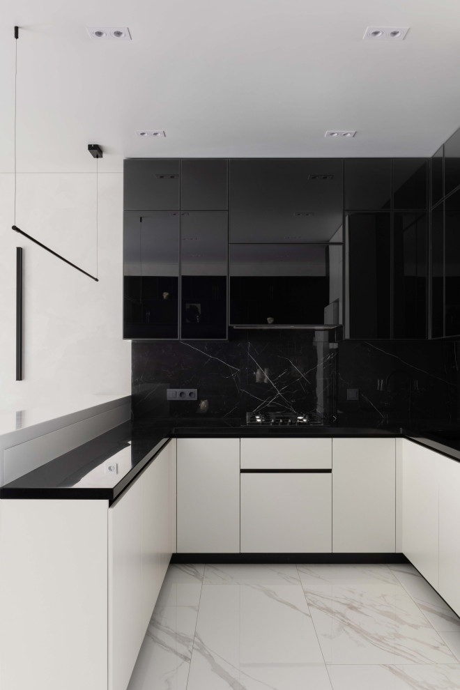 черно-белое