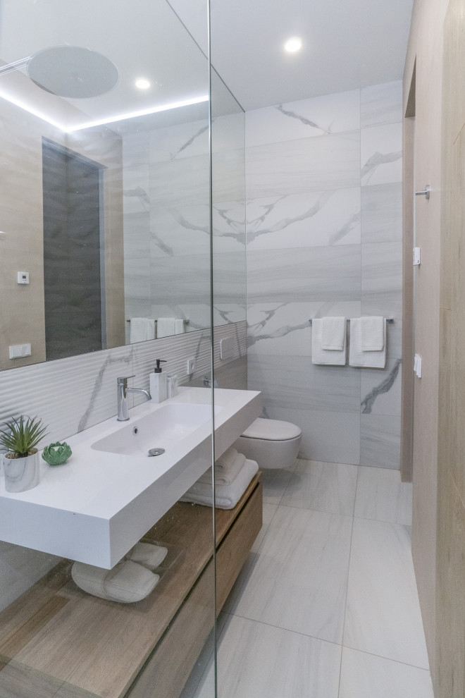 ИСПАНСКАЯ РИВЬЕРА. ДОМ НА СКЛОНЕ.