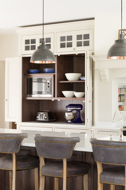 Tudor Manor House Project classico-cucina
