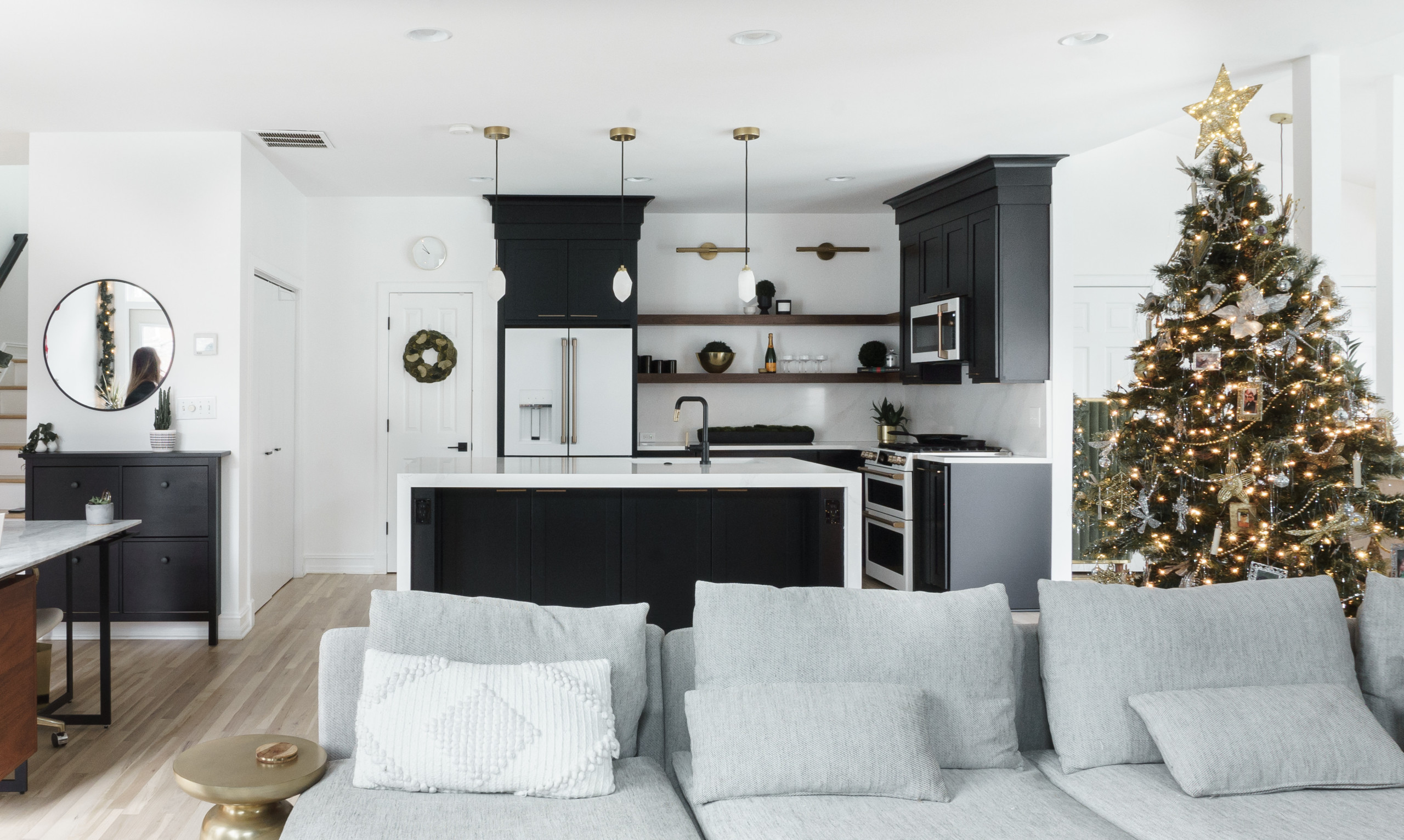 Marietta Sleek and Modern Black kitchen