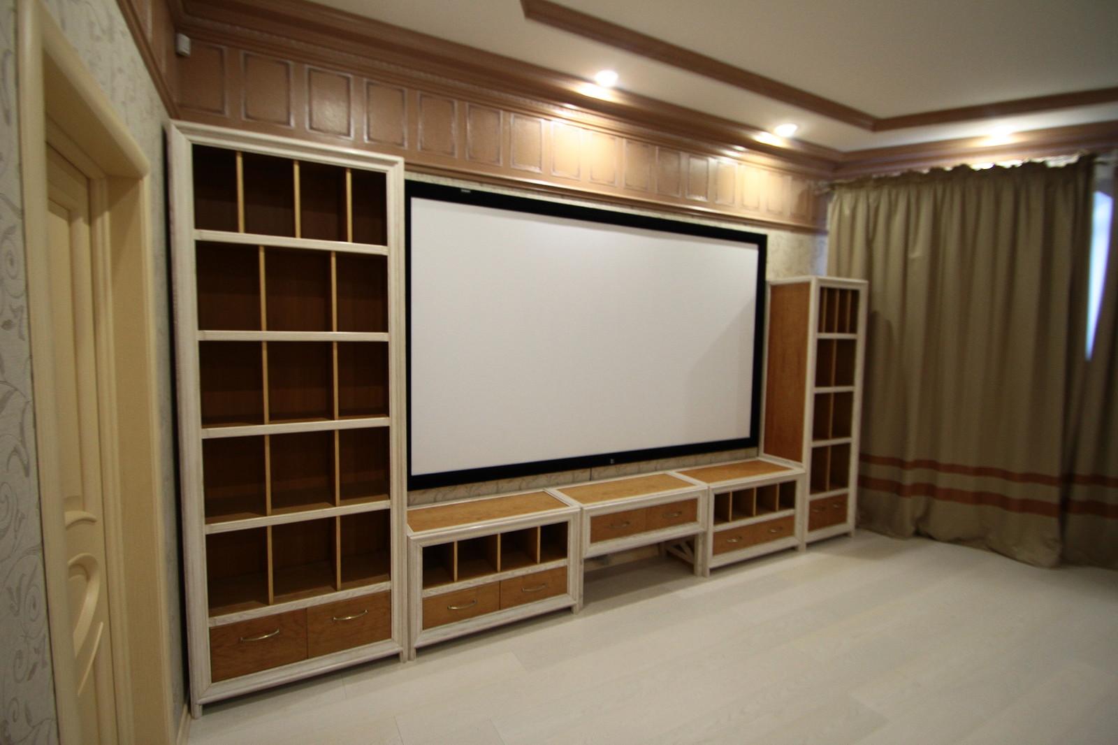 Роспись и мебель