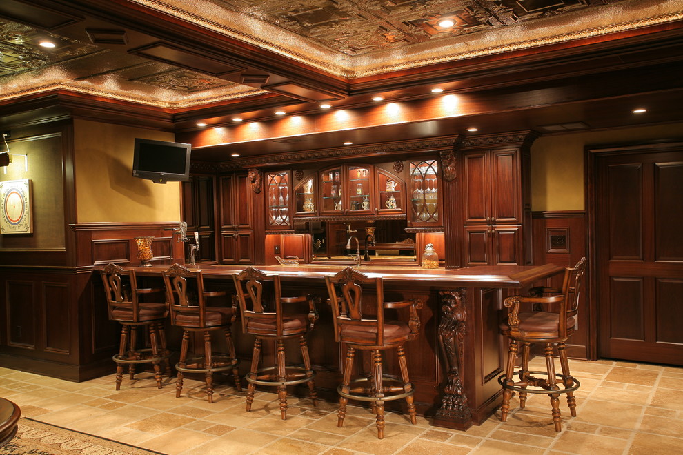 Traditional home bar in Philadelphia.