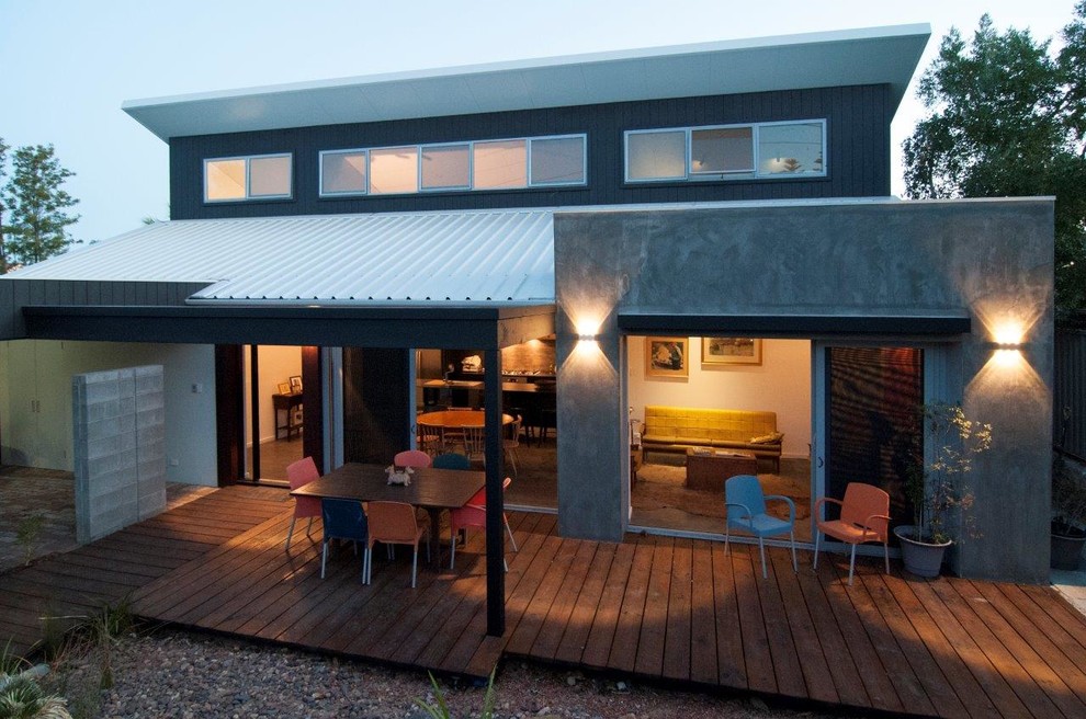 Inspiration for a contemporary exterior in Perth.