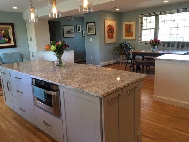 Inspiration for a transitional home design remodel in Baltimore