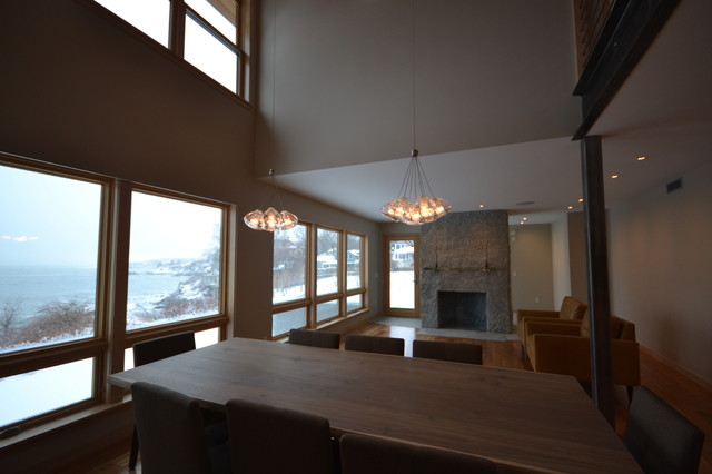 2 Ship contemporary-dining-room