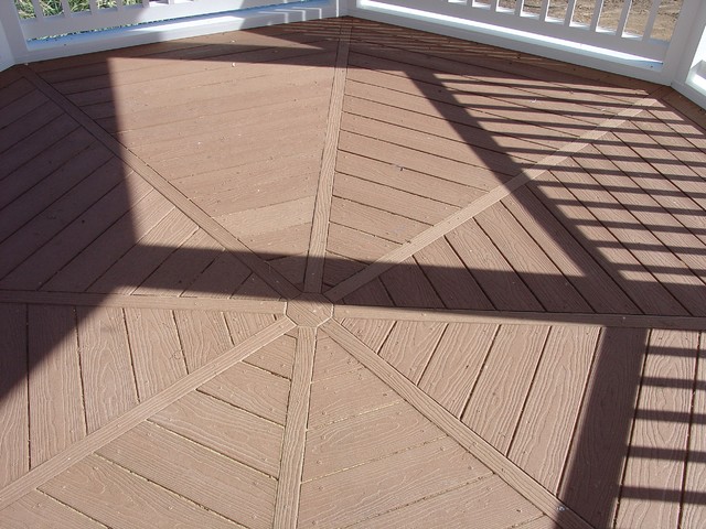 Multi Level Deck klassisk-uteplats