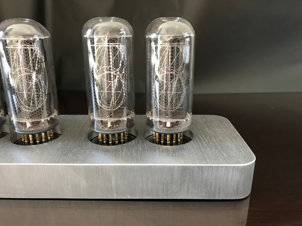 ASTRONIX IN18 Deluxe Aluminum Slim