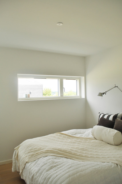Sommerhus, L&oslash;jt scandinavian-bedroom