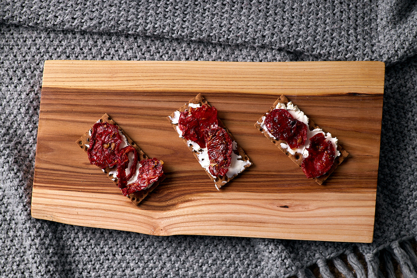 Доска для разделки, сервировки и подачи блюд