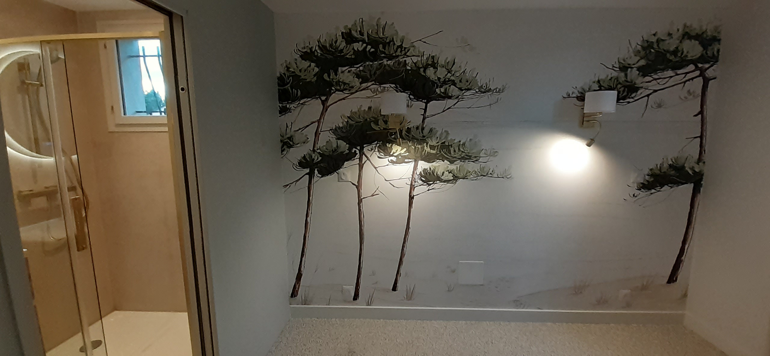 Suite parentale éco-renovée dans une maison des années 70