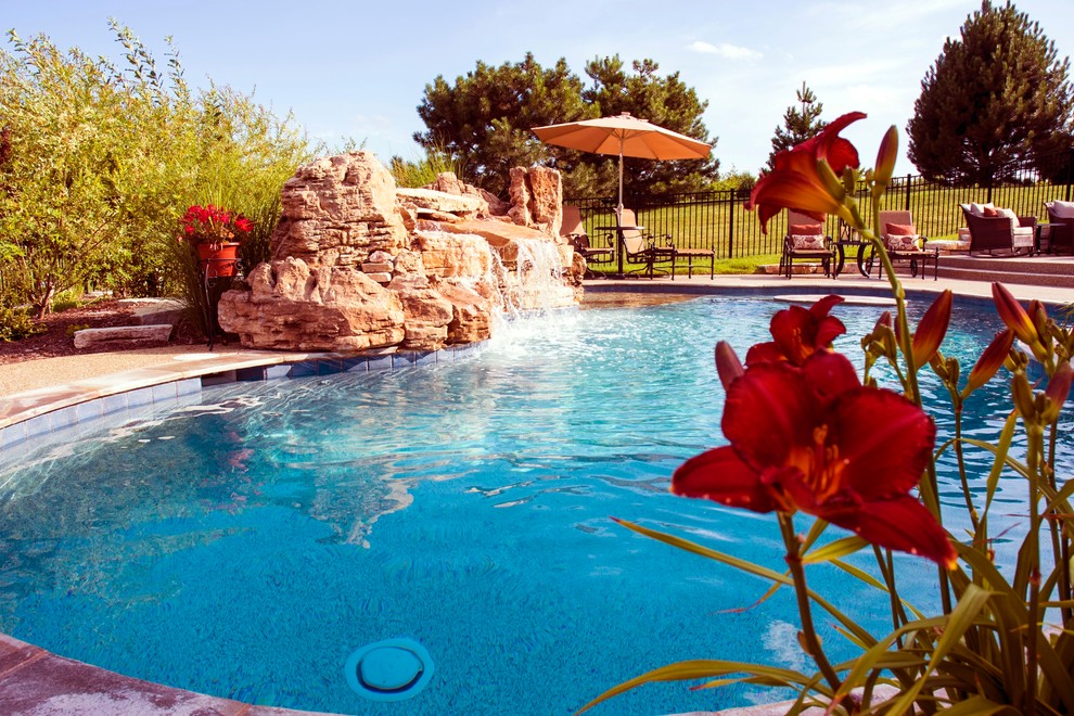 Free Form pool