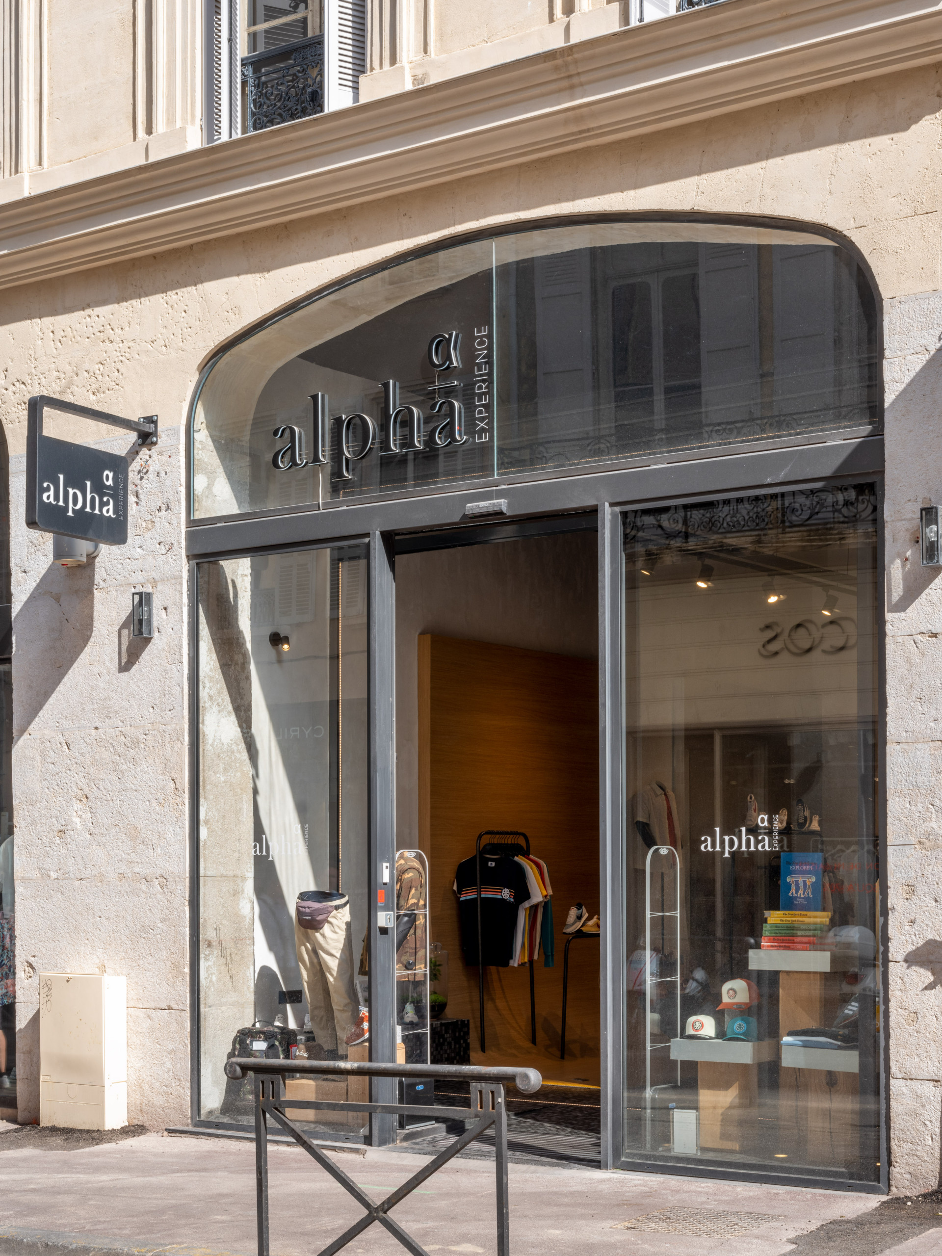 Architecture de Façade : Rénovation d'un Concept Store Premium — Marseille