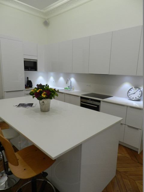 Toute blanche modern-kueche
