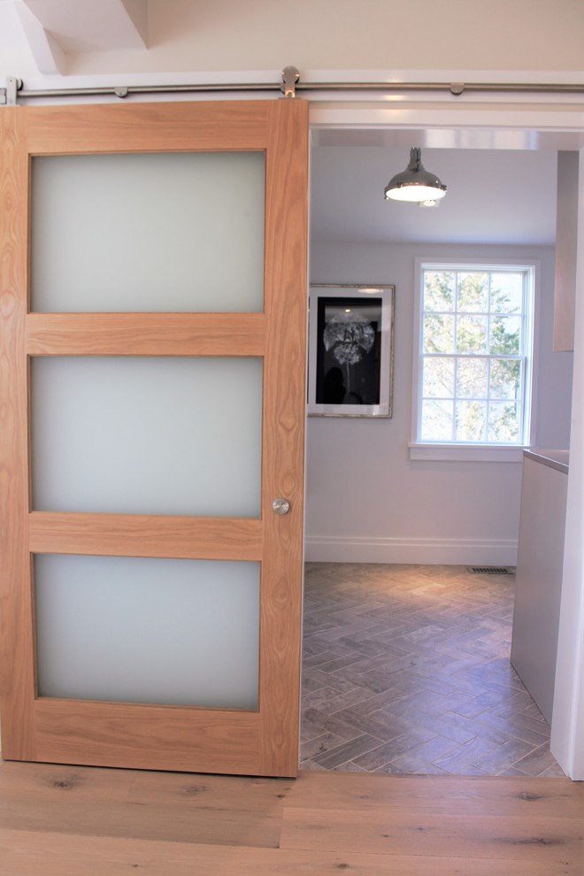 Home design - modern home design idea in Boston