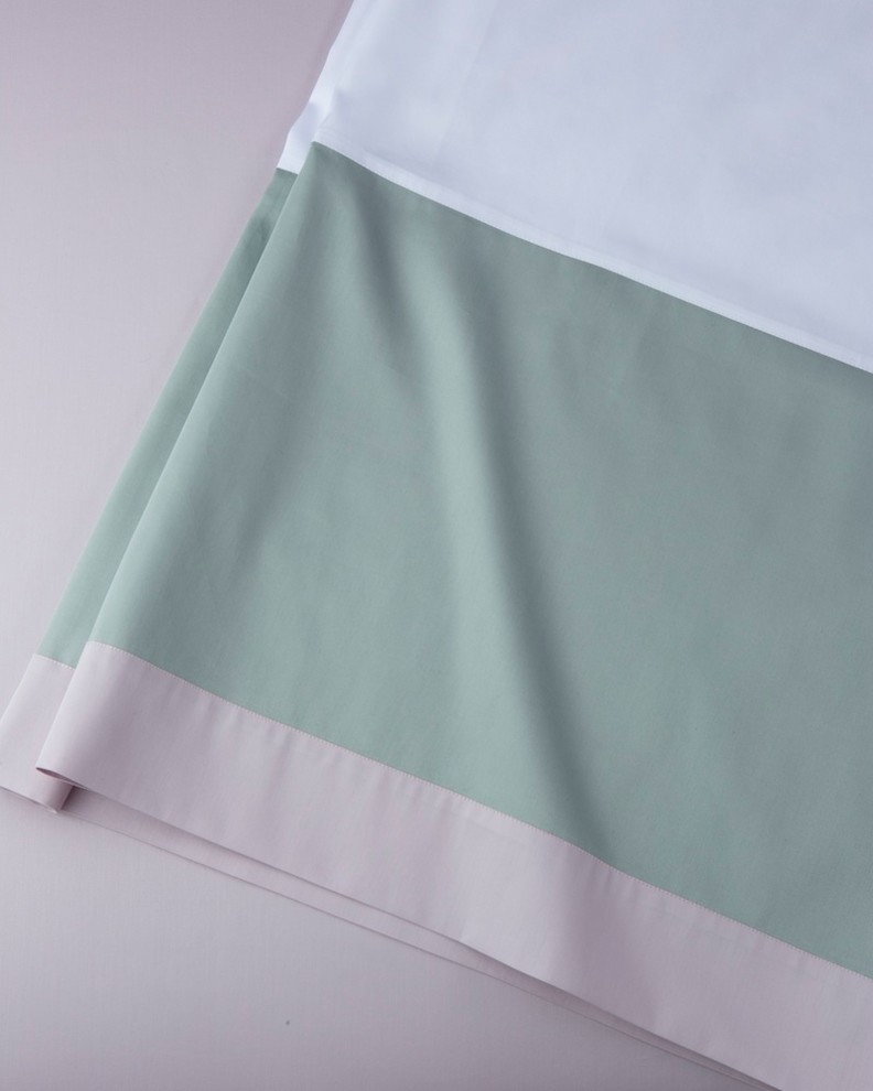 Юбка для кроватки