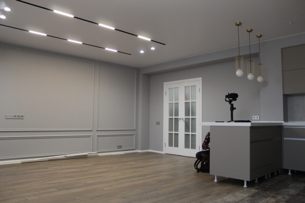 Четырехкомнатная в центре под ключ по дизайн-проекту