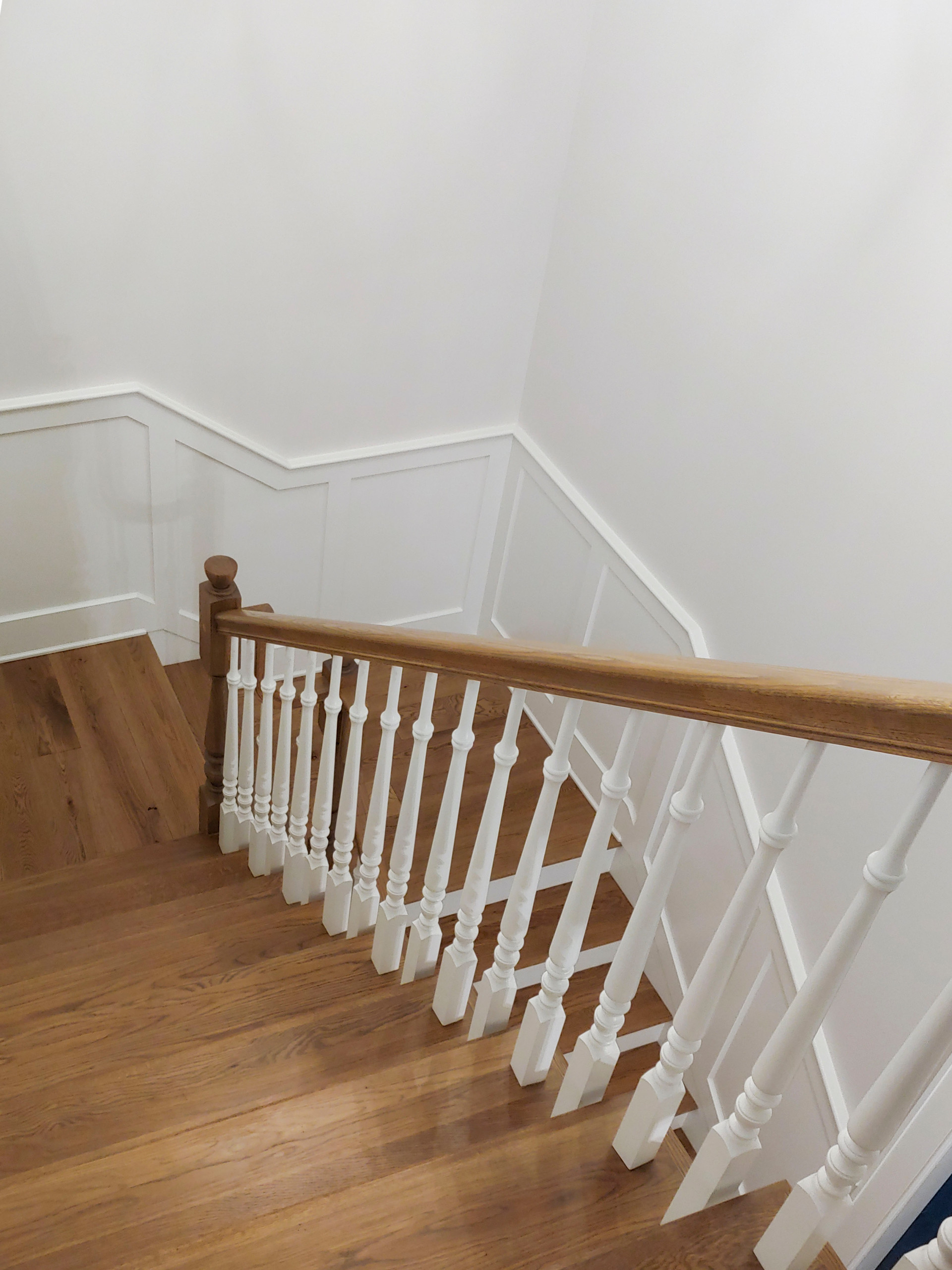 103_Classic Staircase with Stunning Handcrafted Oak Railing System, Aldie VA 201