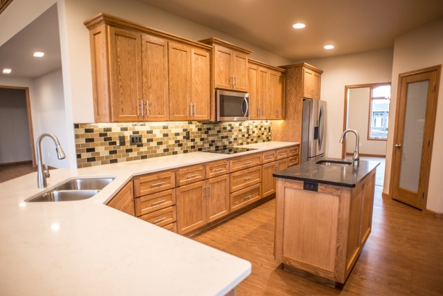 Caesarstone Vanilla Noir and Dreamy Marfil - Transitional - Kitchen ...