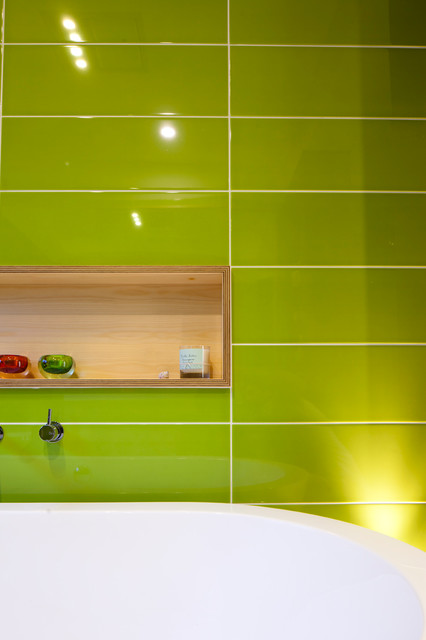 North Curl Curl contemporary-bathroom